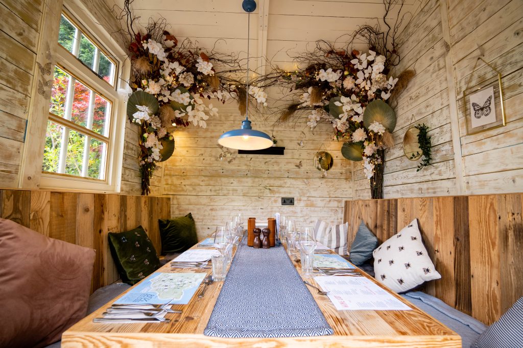 private dining shacks