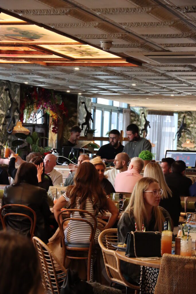 bottomless brunch crowd